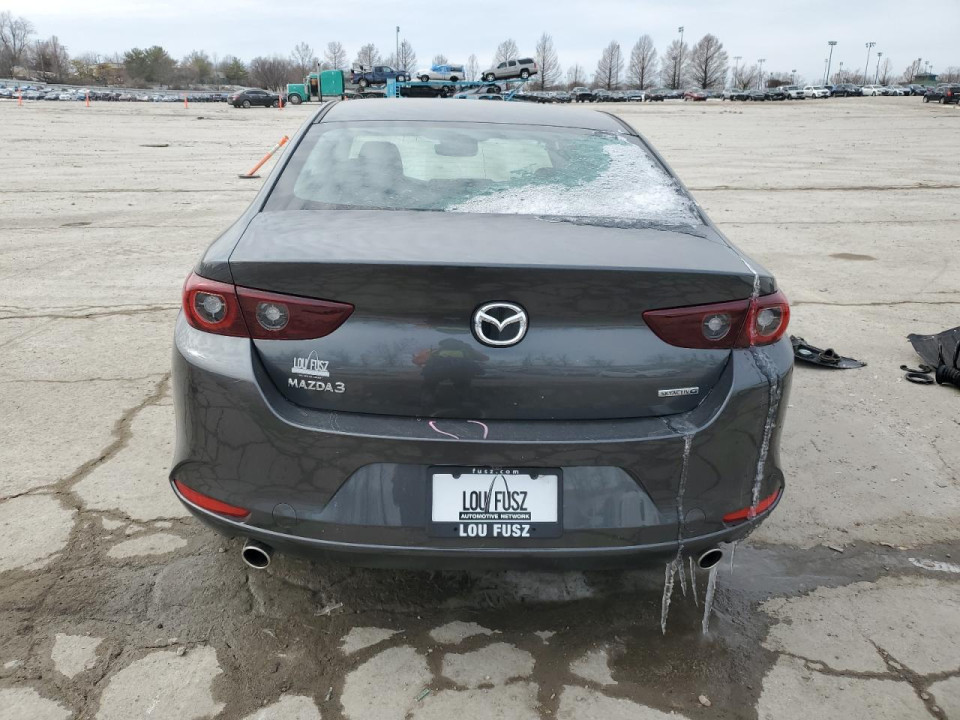 Mazda 3 2024 — Copart