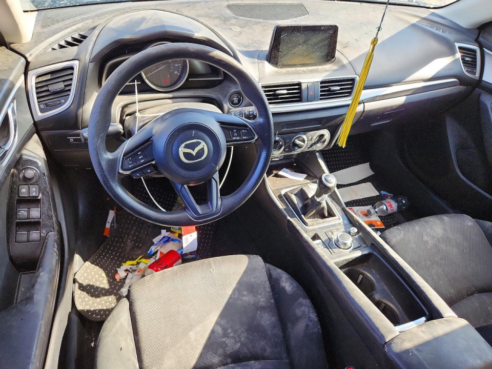 Mazda 3 2018 — Copart
