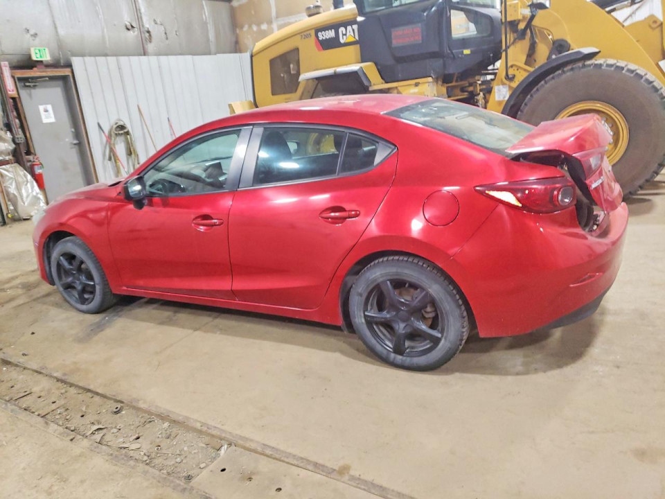 Mazda 3 2015 — Copart