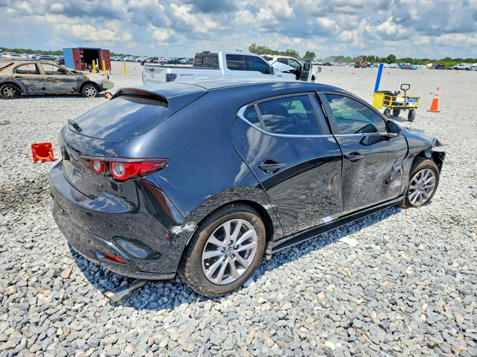 Mazda 3 2022 — Copart