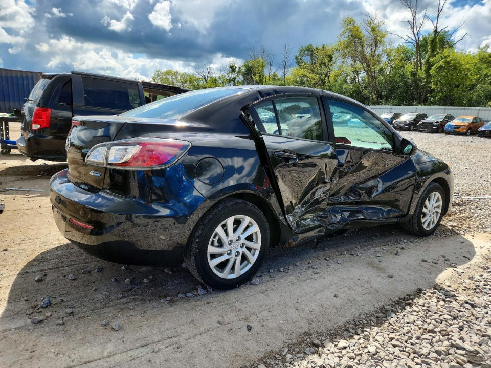 Mazda 3 2012 — Copart