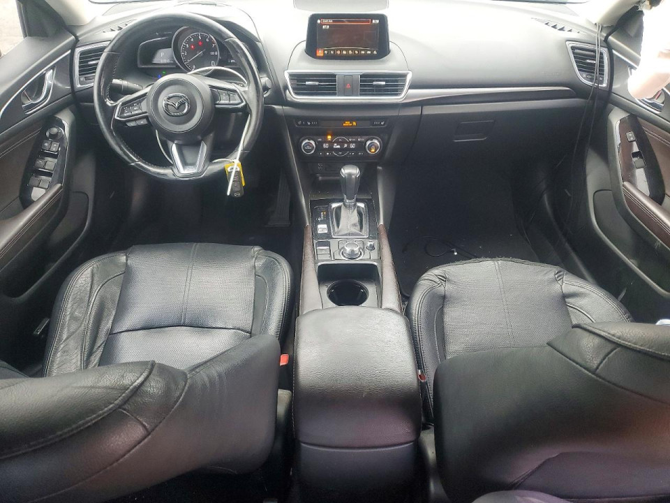 Mazda 3 2017 — Copart