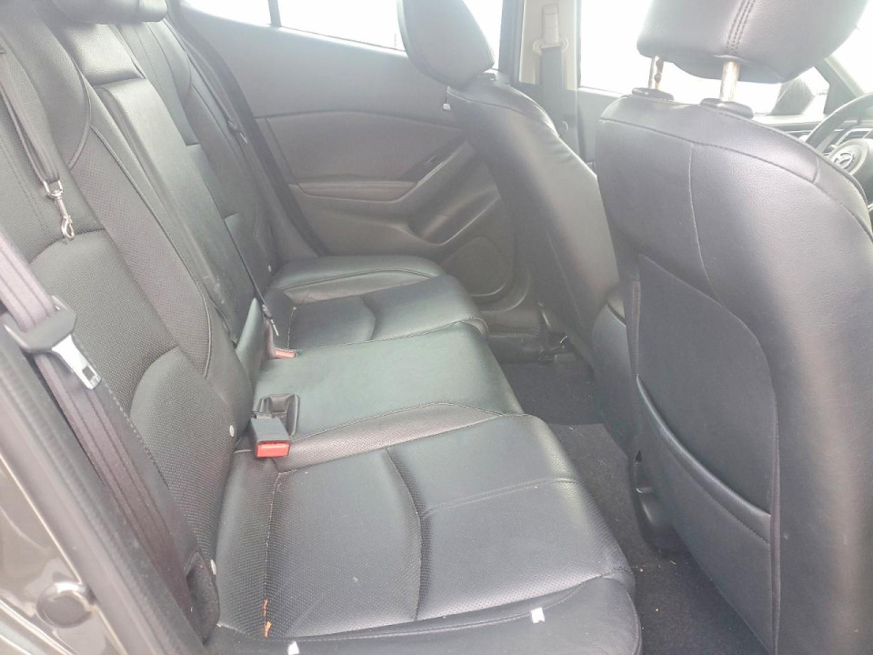 Mazda 3 2017 — Copart