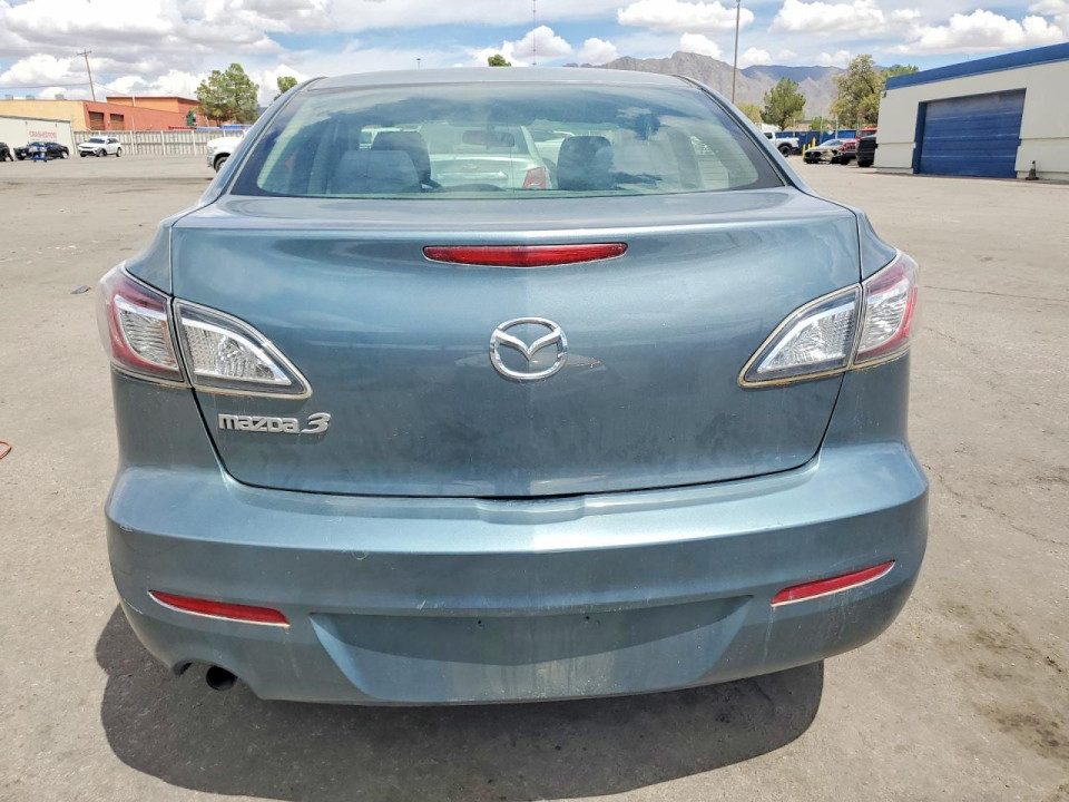 Mazda 3 2012 — Copart