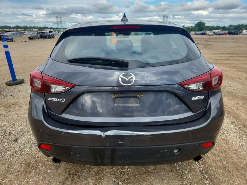 Mazda 3 2016 — Copart
