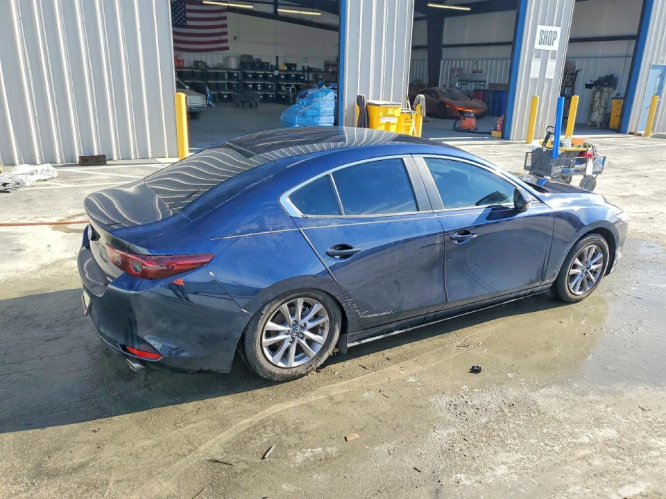 Mazda 3 2020 — Copart