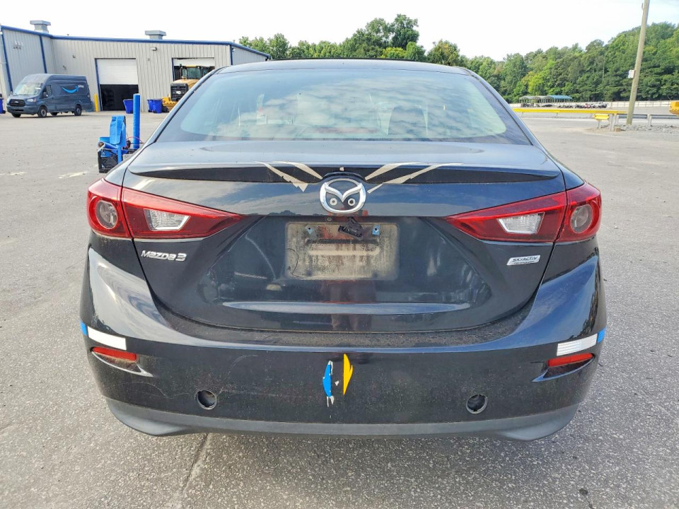 Mazda 3 2016 — Copart