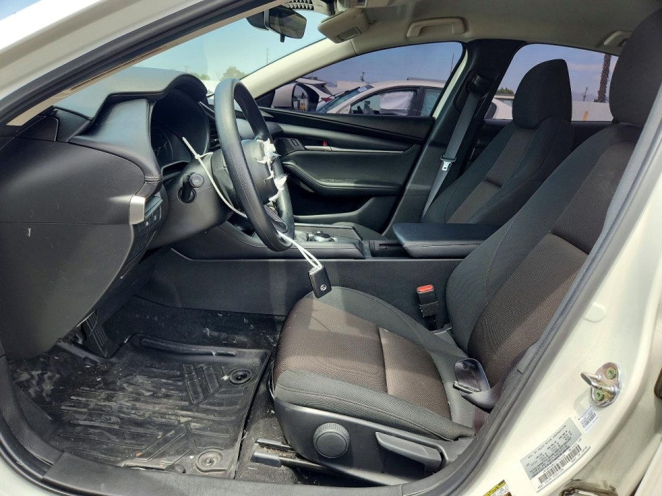 Mazda 3 2025 — Copart