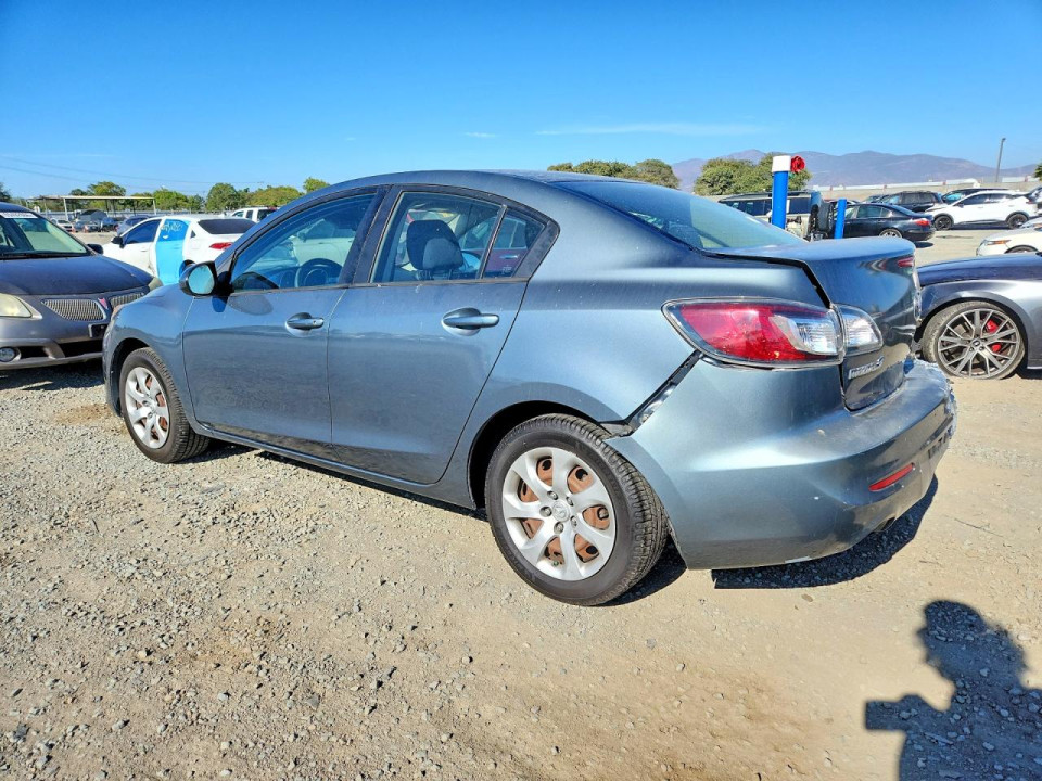 Mazda 3 2013 — Copart