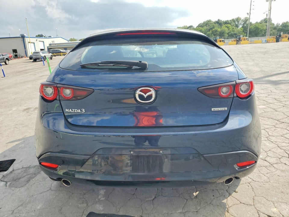 Mazda 3 2024 — Copart
