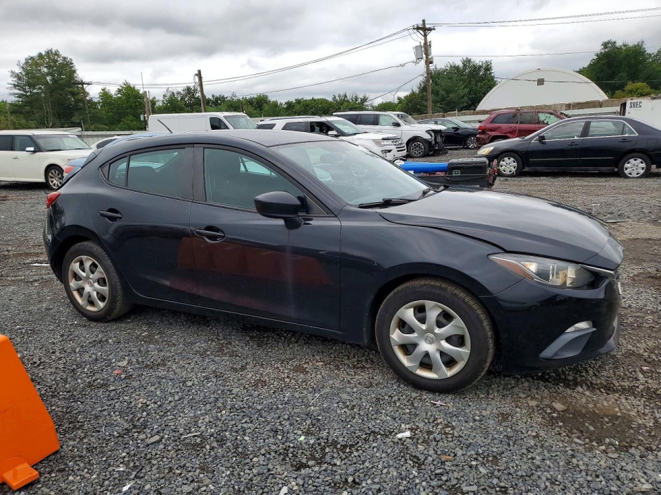 Mazda 3 2016 — Copart