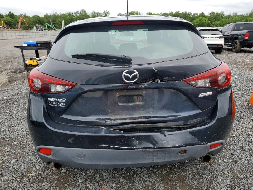 Mazda 3 2016 — Copart