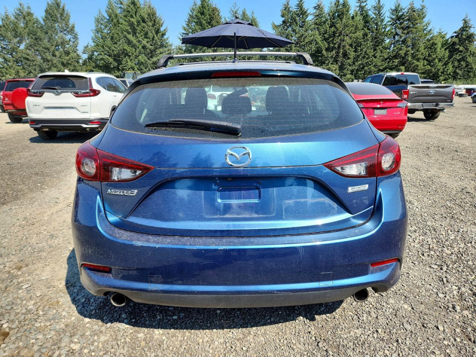Mazda 3 2017 — Copart