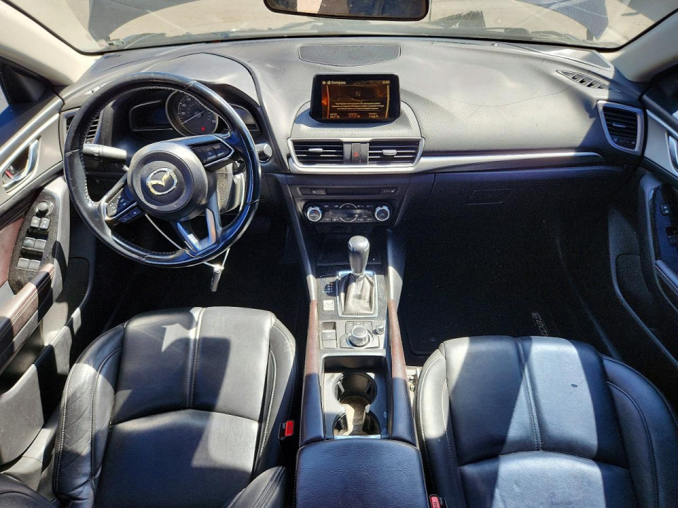 Mazda 3 2017 — Copart