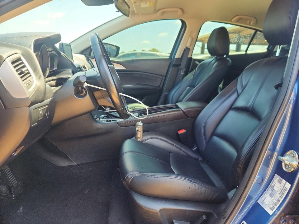 Mazda 3 2018 — Copart