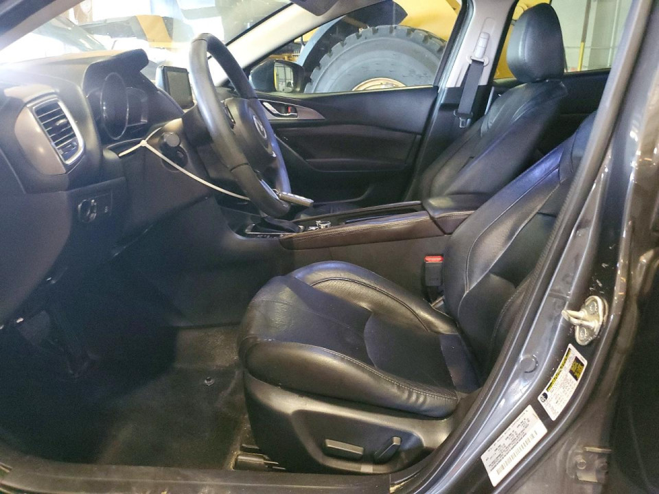 Mazda 3 2017 — Copart