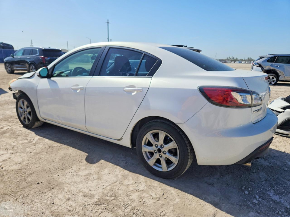 Mazda 3 2011 — Copart