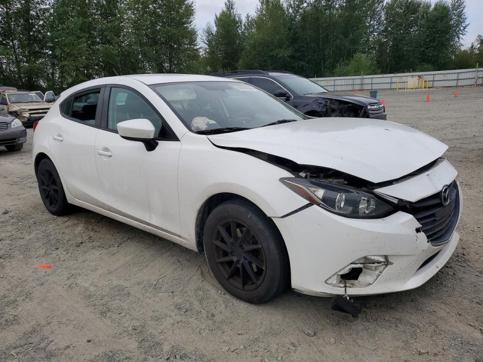 Mazda 3 2015 — Copart
