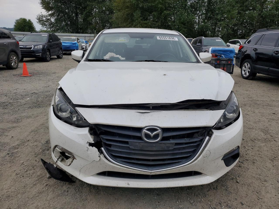 Mazda 3 2015 — Copart