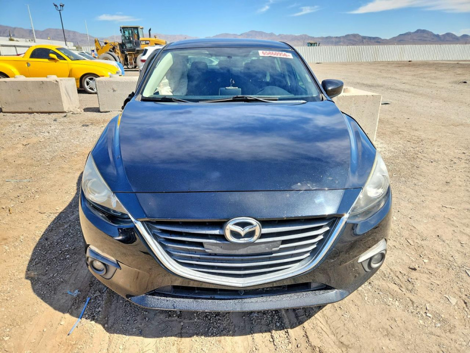 Mazda 3 2015 — Copart