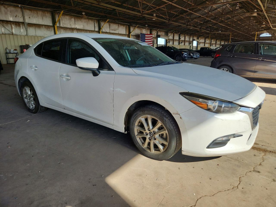 Mazda 3 2017 — Copart