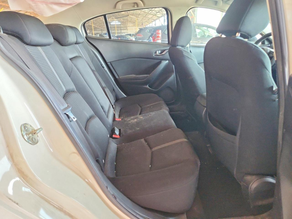 Mazda 3 2017 — Copart