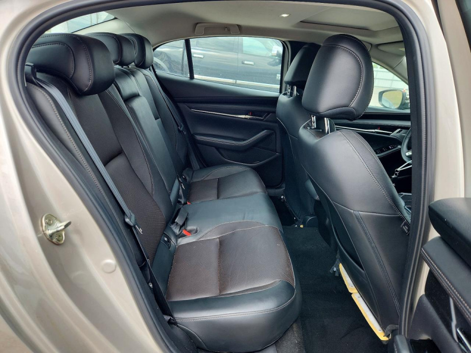Mazda 3 2022 — Copart