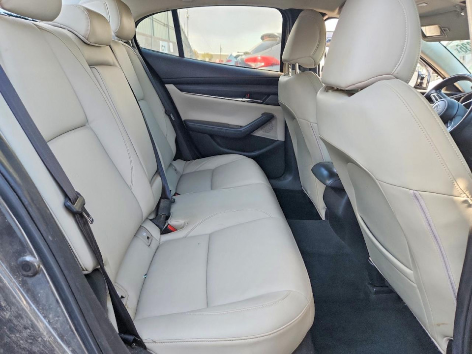 Mazda 3 2020 — Copart