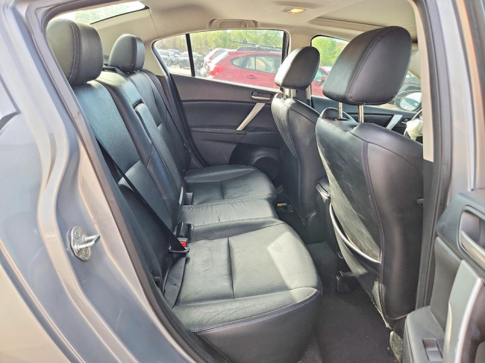Mazda 3 2012 — Copart