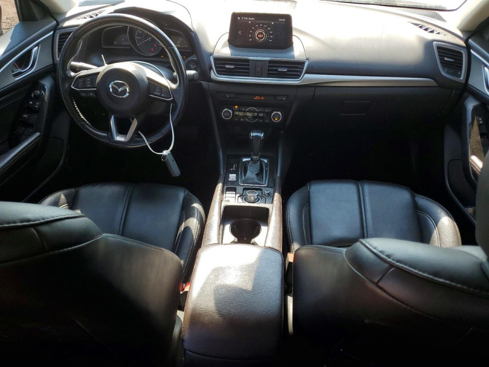 Mazda 3 2017 — Copart