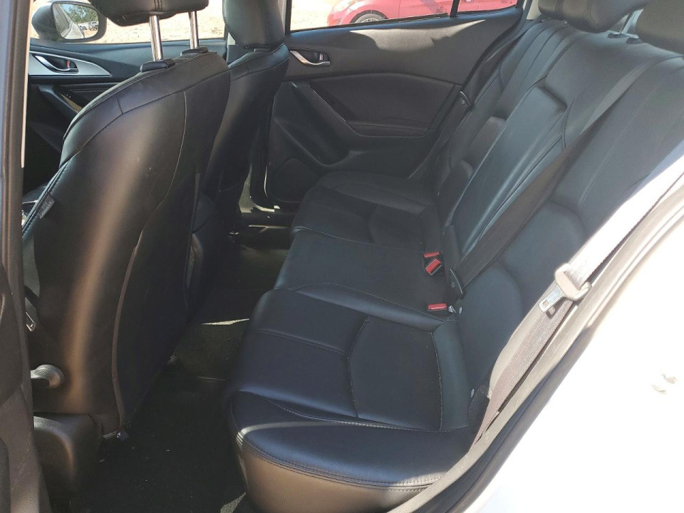 Mazda 3 2017 — Copart
