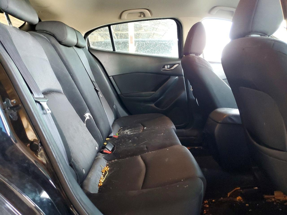 Mazda 3 2017 — Copart
