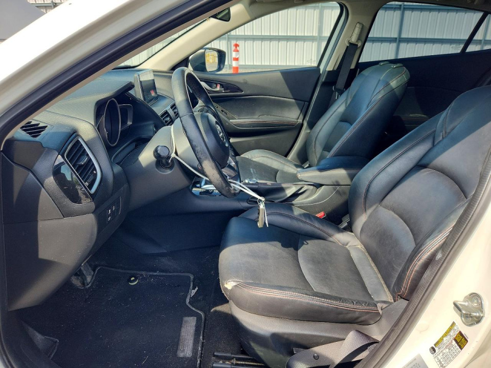Mazda 3 2015 — Copart