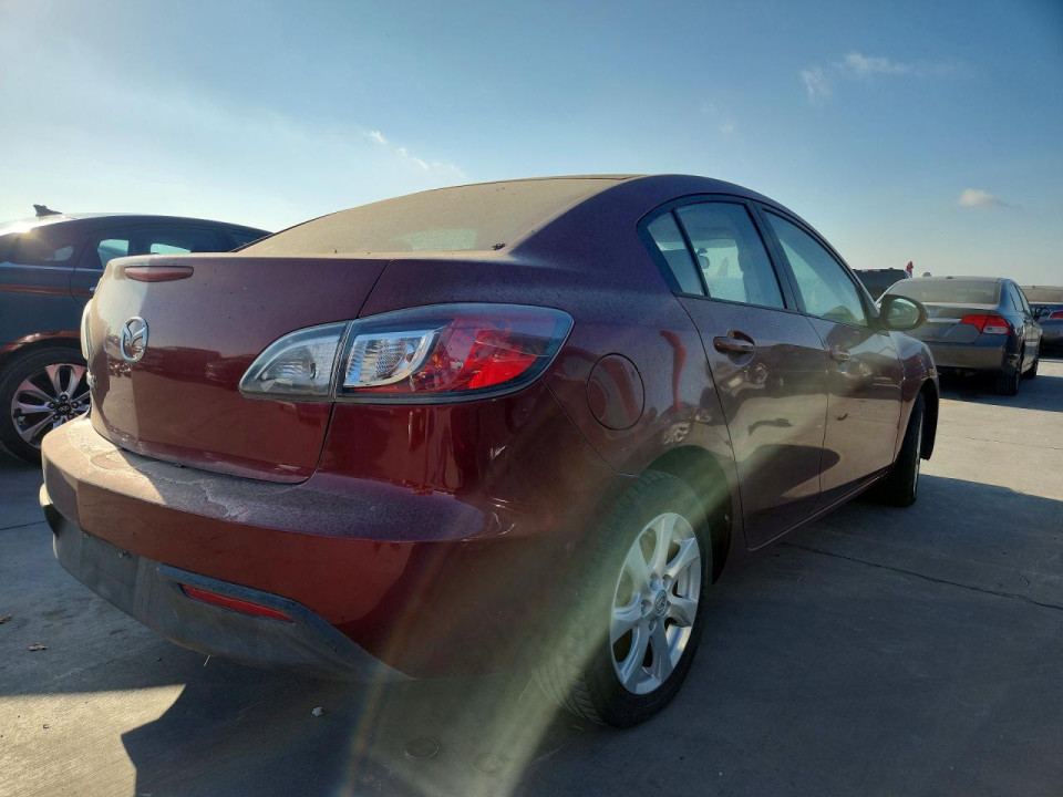 Mazda 3 2010 — Copart