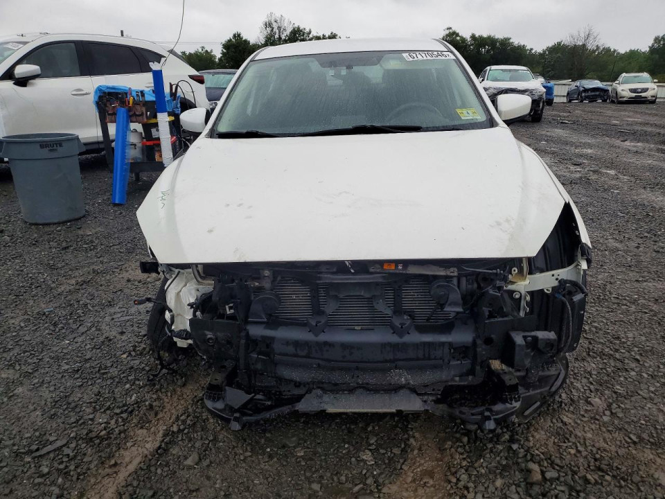 Mazda 3 2017 — Copart