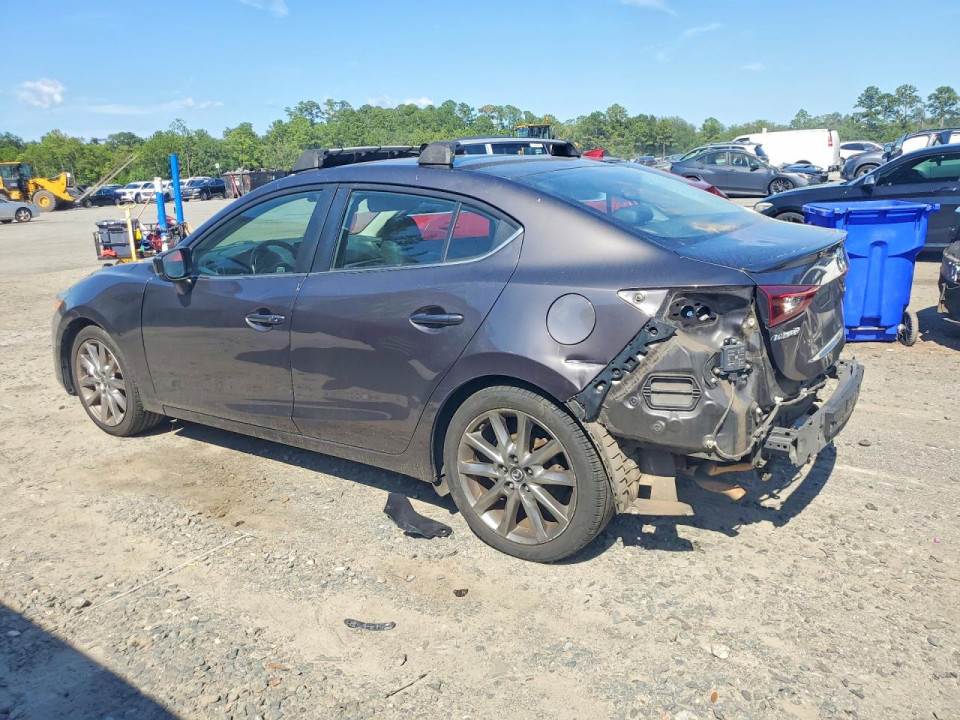 Mazda 3 2018 — Copart