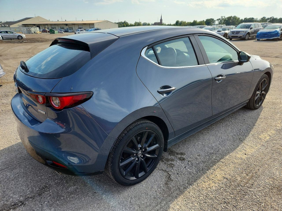 Mazda 3 2025 — Copart