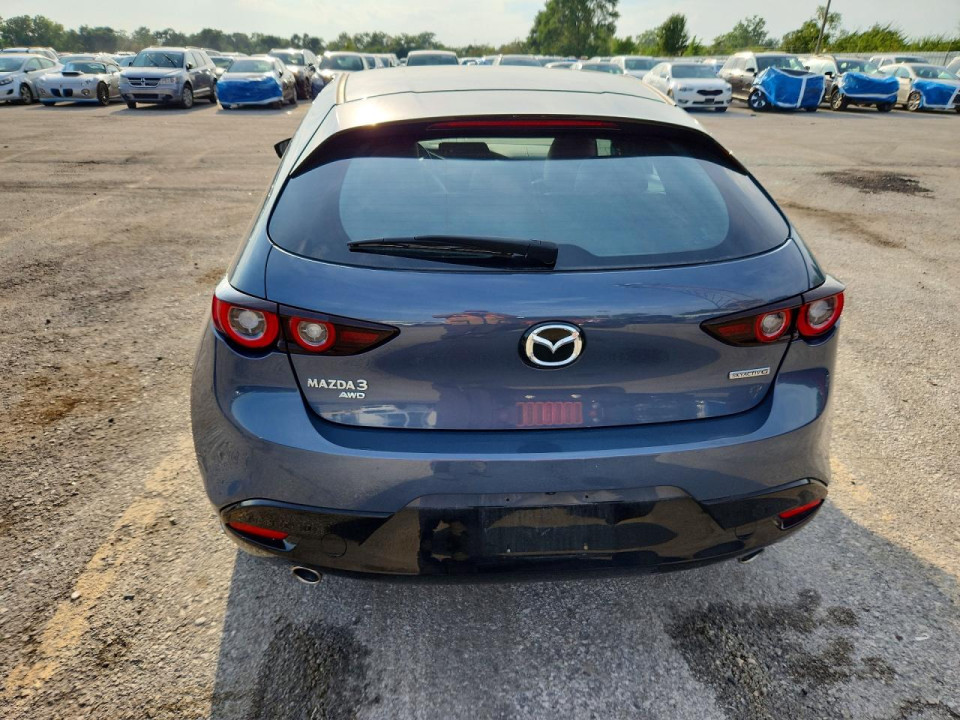 Mazda 3 2025 — Copart