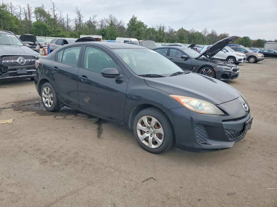 Mazda 3 2013 — Copart