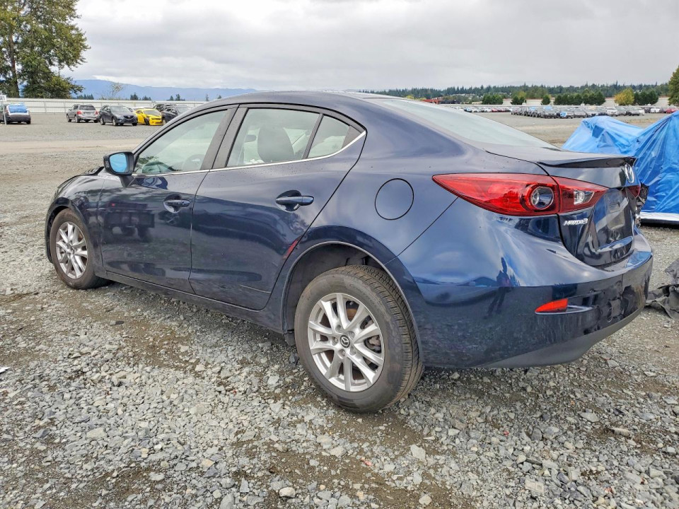 Mazda 3 2015 — Copart