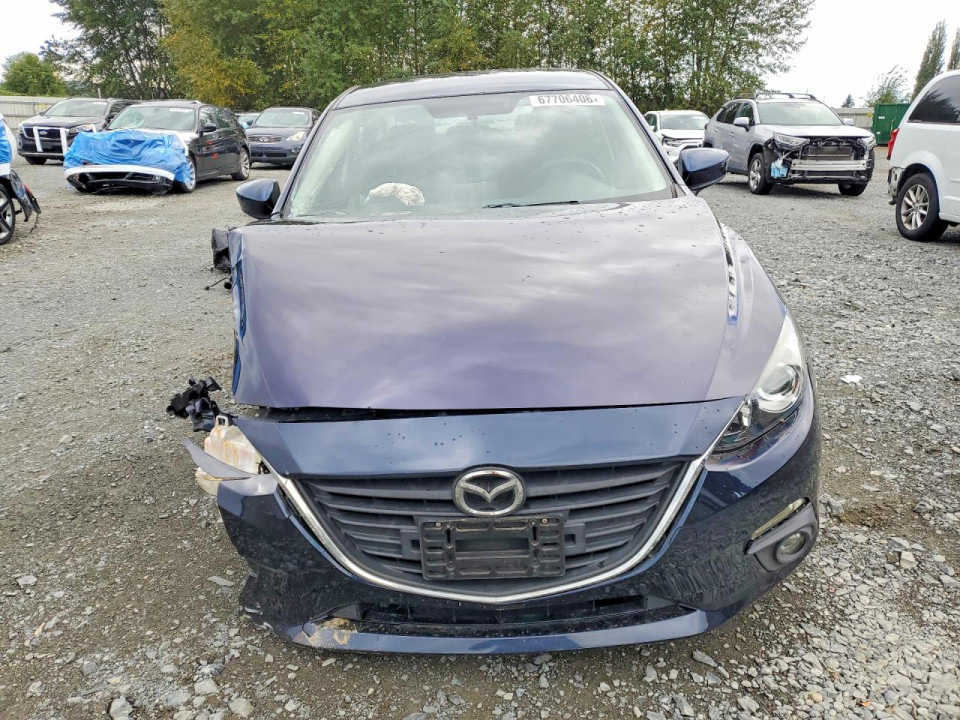 Mazda 3 2015 — Copart