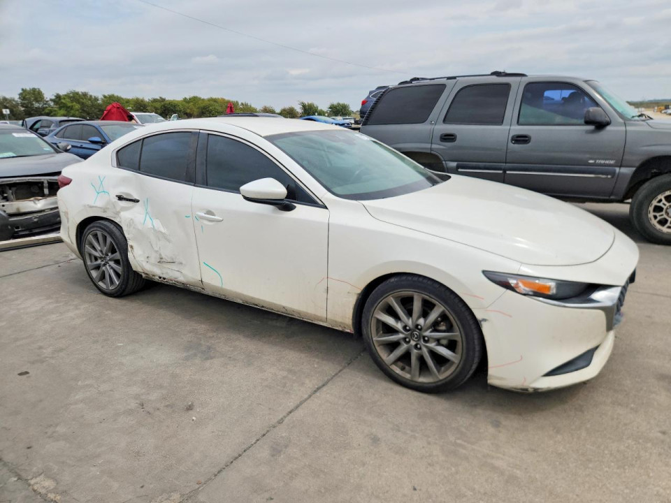 Mazda 3 2022 — Copart