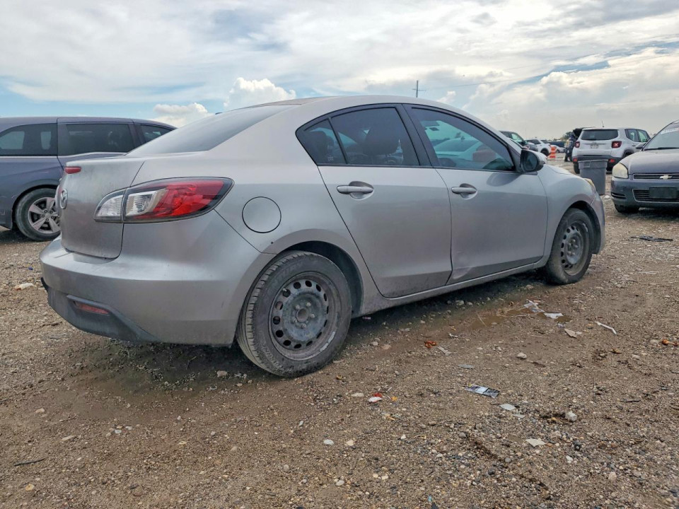 Mazda 3 2013 — Copart