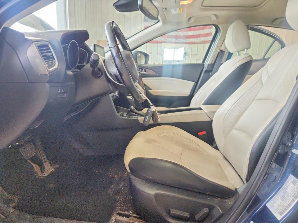 Mazda 3 2018 — Copart