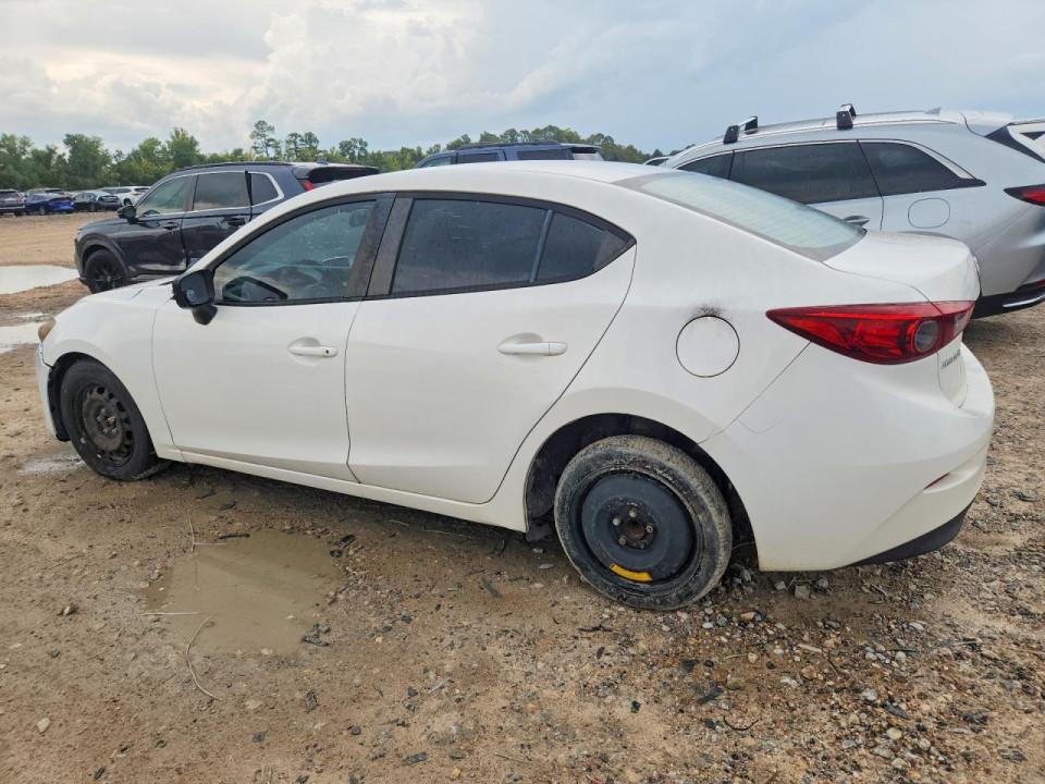 Mazda 3 2015 — Copart