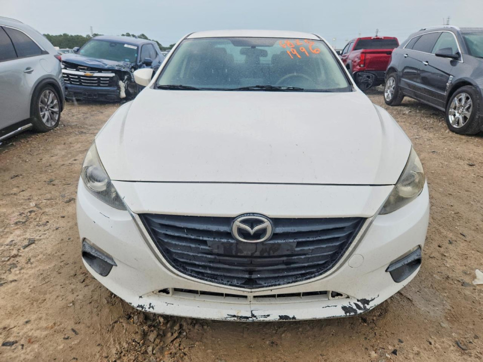 Mazda 3 2015 — Copart