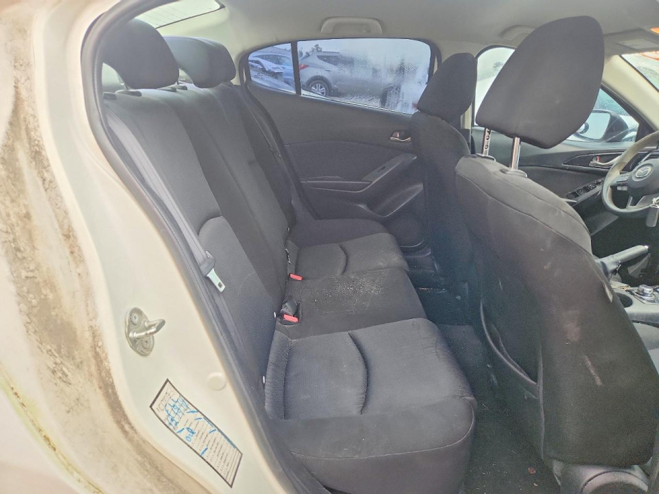 Mazda 3 2015 — Copart