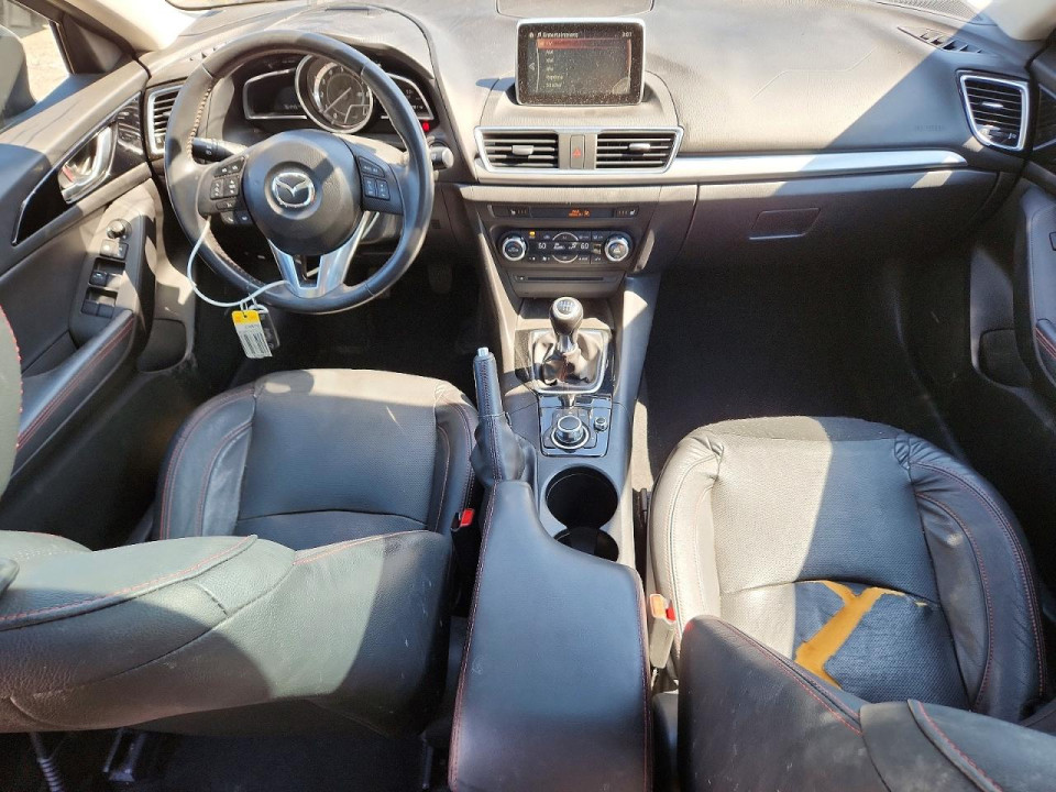 Mazda 3 2016 — Copart