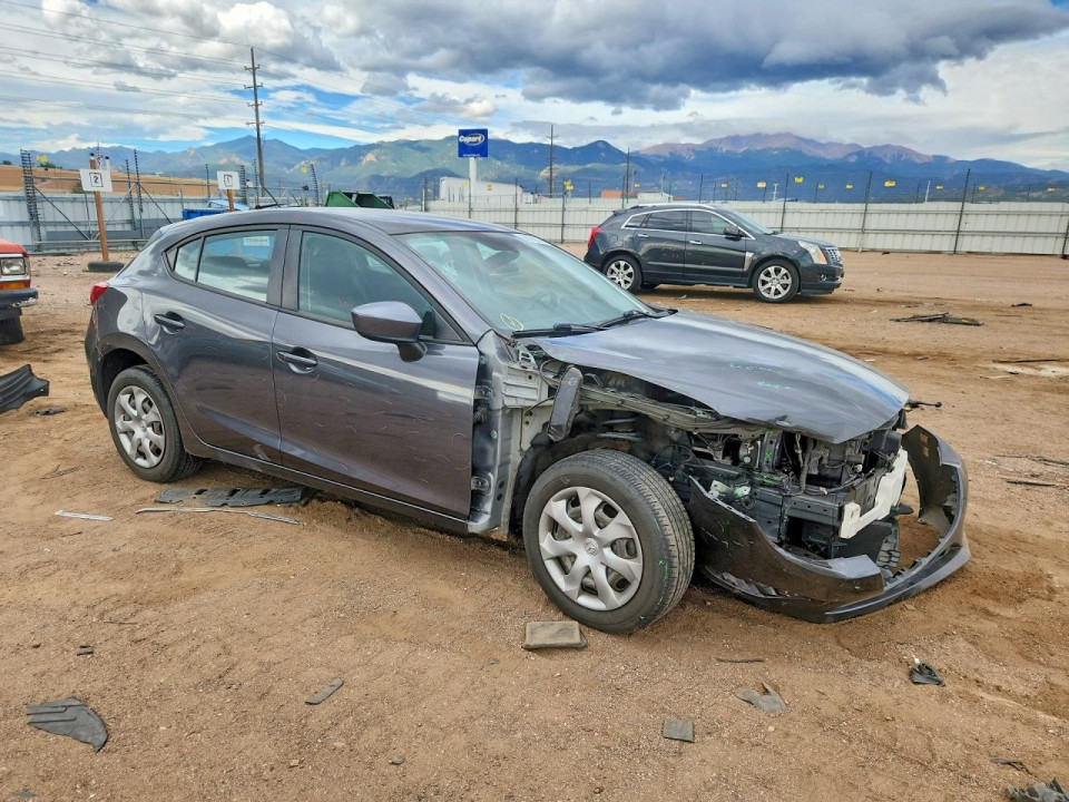 Mazda 3 2014 — Copart