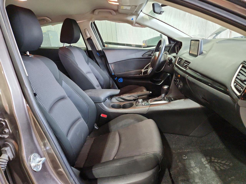 Mazda 3 2015 — Copart